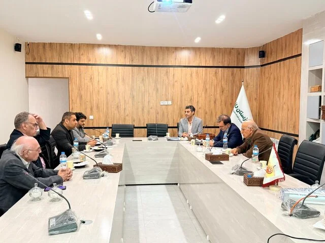 واگذاری کنترل ۱۱.۵ همت تسهیلات سفر ریاست جمهوری به بسیج صنعت خوزستان؛ چه اتفاقی در راه است؟