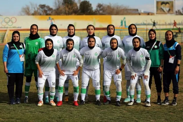 شگفتی هفته هشتم لیگ فوتبال بانوان؛ همدان چگونه به پیروزی نزدیک شد؟