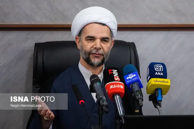 اعدام مامور موساد/هشدار دادستان تهران درباره حجاب به شهرداری تهران و مالکین دولتی تالارها