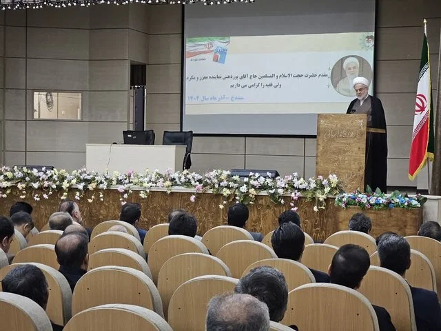 معاون استاندار کردستان: همدلی هیاتهای اجرایی شرط برگزاری انتخابات سالم و پرشور است