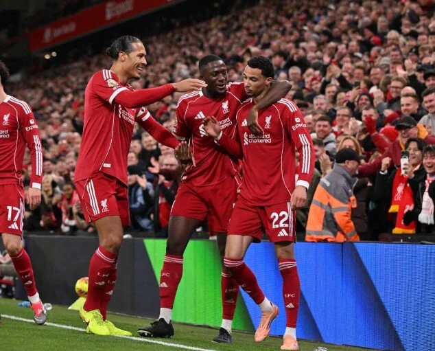 پیروزی حساس لیورپول و چلسی در لیگ برتر؛ بازگشت درخشان محمد صلاح در زمین!