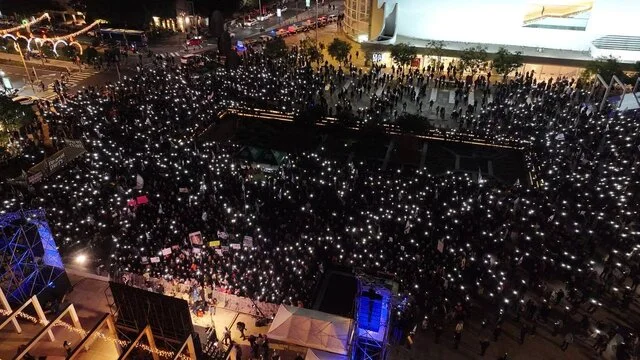 هزاران صهیونیست علیه نتانیاهو در اراضی اشغالی به خیابان‌ها ریختند!