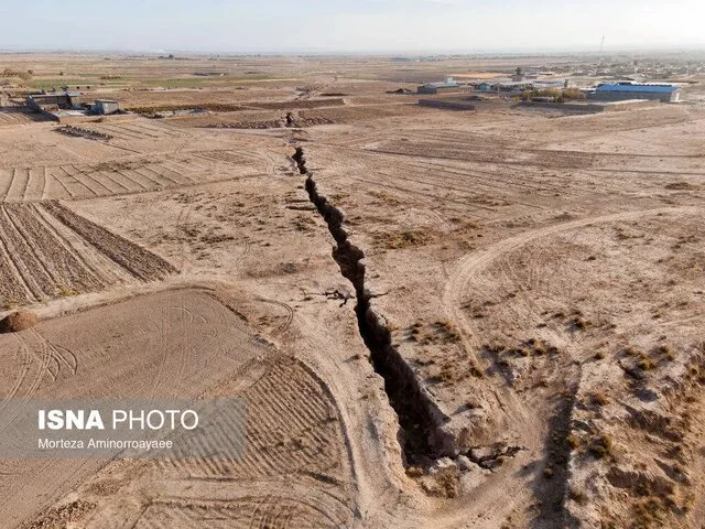 فرو رفتن آرام خراسان؛ در دل خاک