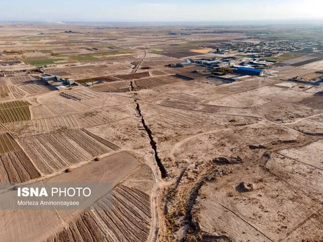 خراسان رضوی در خطر؛ فرونشست زمین با سرعتی بی‌سابقه در نیشابور و مشهد!