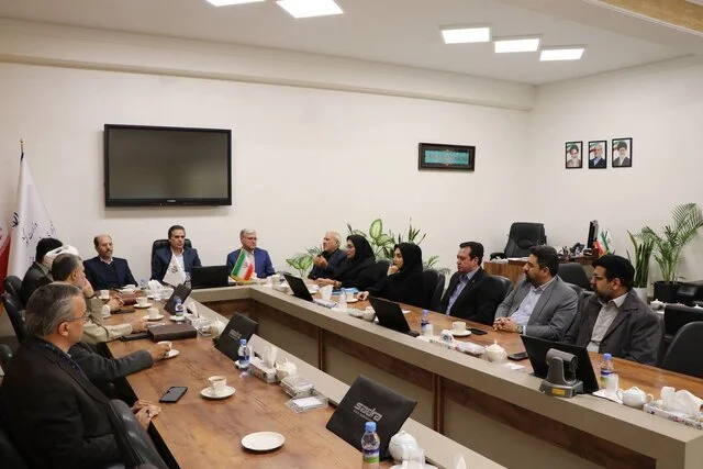 تشکیل کارگروه سیاسی جدید در اتاق اندیشه‌ورز استانداری خراسان رضوی با حضور نخبگان!