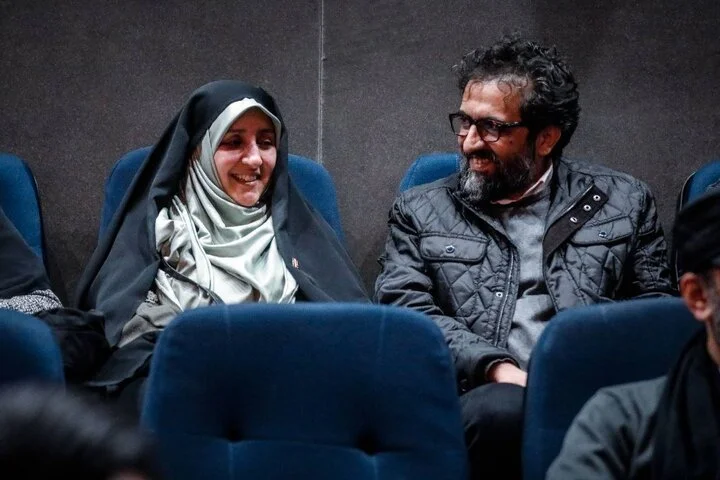 حاشیه نگاری بر روزهای پایانی حقیقت