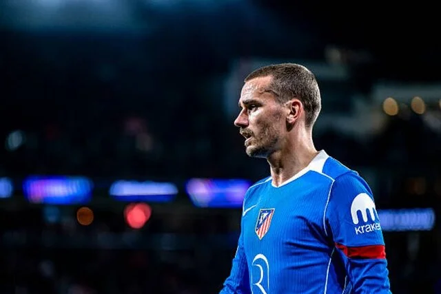 گریزمان در آستانه تصمیم بزرگ؛ رقابت داغ دو تیم عربی و یک تیم آمریکایی برای جذب ستاره اتلتیکو!