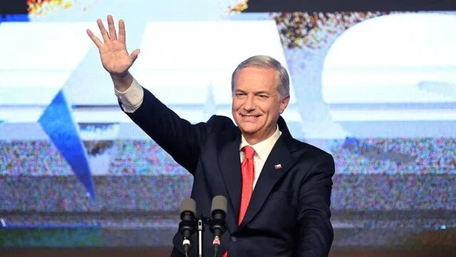 خوزه کاست با ۵۸ درصد آرا پیروز انتخابات ریاست جمهوری شیلی شد؛ چرخشی جدی در سیاست‌های کشور!