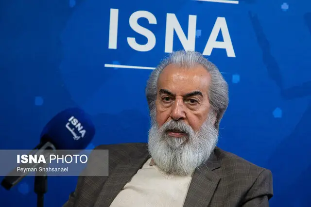 حسن اکلیلی؛ هنرمندی که تئاتر را به زندگی واقعی پیوند زد و دل‌ها را تسخیر کرد