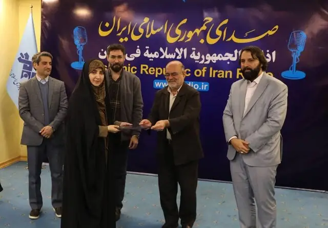 رونمایی از نسخه صوتی «تب ناتمام» و «خانوم ماه» در  ژرادیو