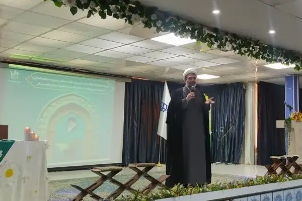 رئیس دانشگاە فرهنگیان سنندج: هیچ دانشجو معلمی بدون سواد قرآنی وارد کلاس درس نمیشود