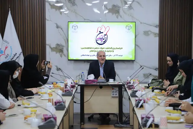 چرا نقش مادران، مهم‌ترین رسالت زنان در جامعه است؟