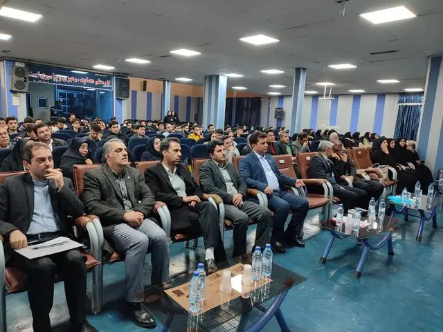 تحولی که آموزش را از کلاس به دل معلم می‌کشاند؛ راز موفقیت نظام‌های آموزشی چیست؟