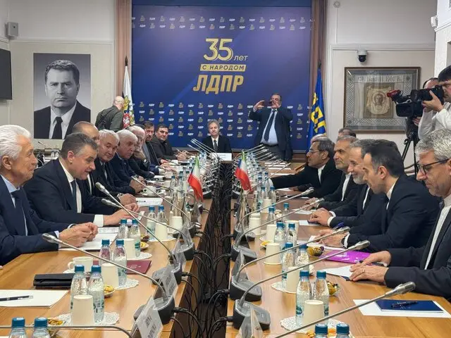 عراقچی در مجلس دومای روسیه؛ رویدادی که آینده روابط تهران-مسکو را رقم می‌زند!