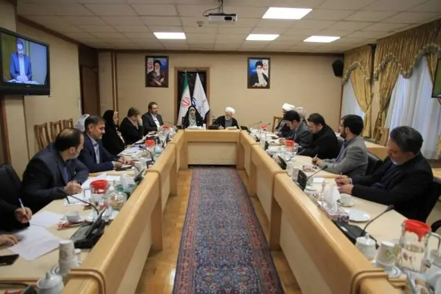 انصاری: دستگاه‌ها باید درباره اجرای حقوق شهروندی پاسخگو باشند؛ آیا واقعاً چنین می‌شود؟