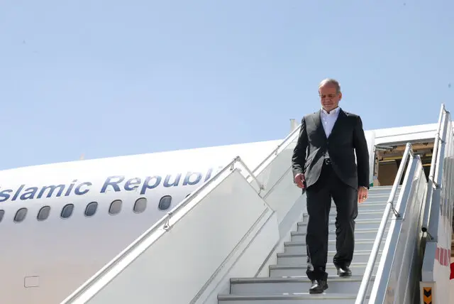 ورود پرهیجان رئیس جمهور به بیرجند؛ آغاز دیدارهای مهم با نخبگان استان