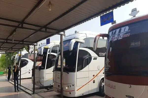 نجات ۲۵۰ مسافر گرفتار در آب‌وهوای نامساعد بندرپل؛ انتقال ایمن به بندرعباس با ناوگان ویژه