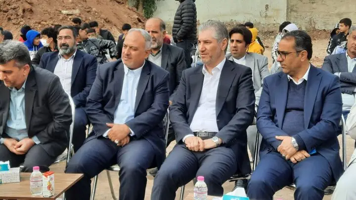 شتاب نهضت مدرسهسازی در پاکدشت/ انجام خشتگذاری ششمین مدرسه سال ۱۴۰۴