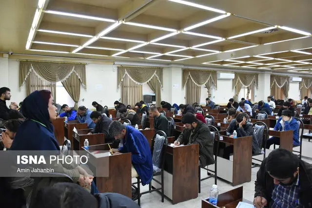 آزمون استخدامی سرایداری در بوشهر با حضور پرشور ۱۰۲۵ داوطلب برگزار شد