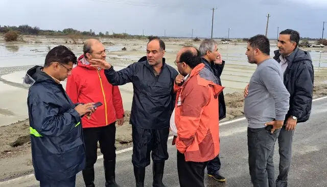 عملیات امداد و نجات در روستاهای متأثر از سیلاب سیریک ادامه دارد