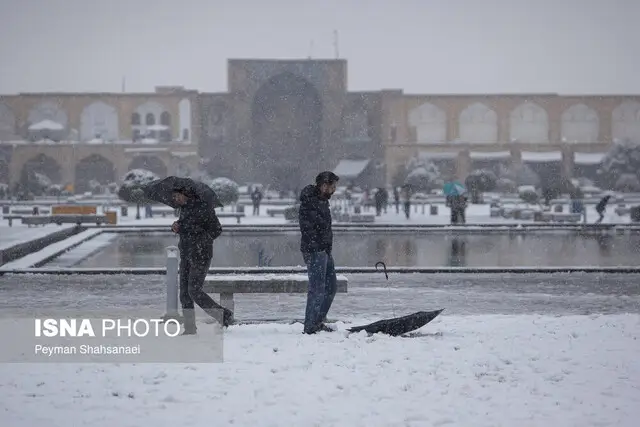 پایان سامانه بارشی در اصفهان؛ مدارس فردا به روال عادی بازمی‌گردند