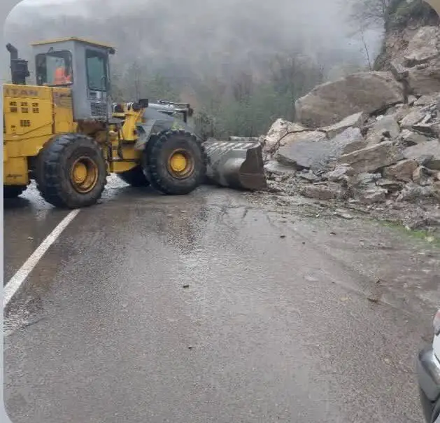 بازگشایی راه ۷۱ روستا پس از بارش سنگین برف در مازندران