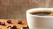 روش خاص نوشیدن قهوه که خطر حمله قلبی و سکته مغزی را کاهش می‌دهد!