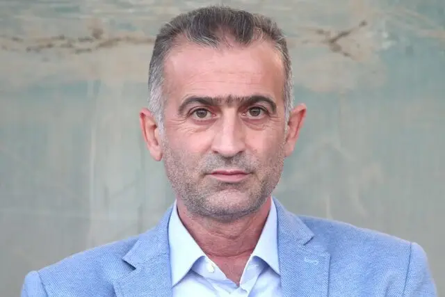 فراز کمالوند: لیگ یک هم به VAR نیاز دارد؛ نساجی بعد از جام حذفی سقوط کرد!