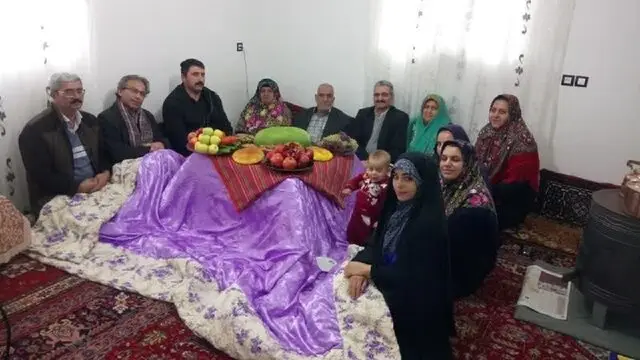 بازار شهر زیر سایه آیین کهن ایرانیِ یلدا