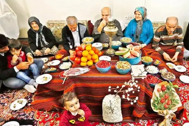 شب یلدا؛ راز همبستگی ملی در طولانی‌ترین شب سال که فراتر از یک جشن ساده است!