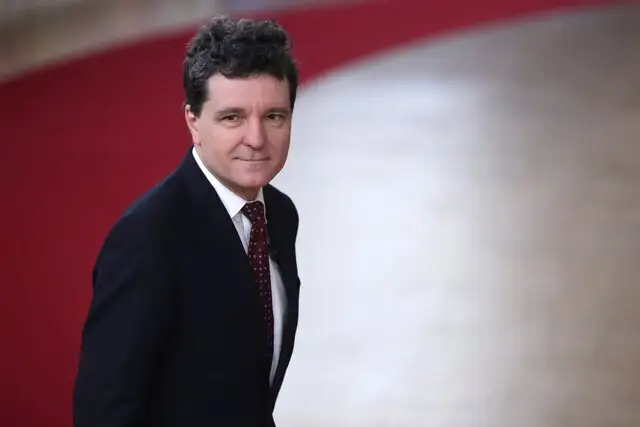 رئیس‌جمهور رومانی فاش کرد؛ چگونه زندگی با ترامپ به معنای بی‌اهمیتی اخلاق است!