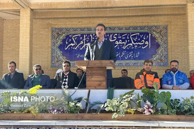 آماده‌باش زمستانی پلیس و امدادگران یزد/۹۶ تیم در محورهای برف‌گیر مستقر شدند