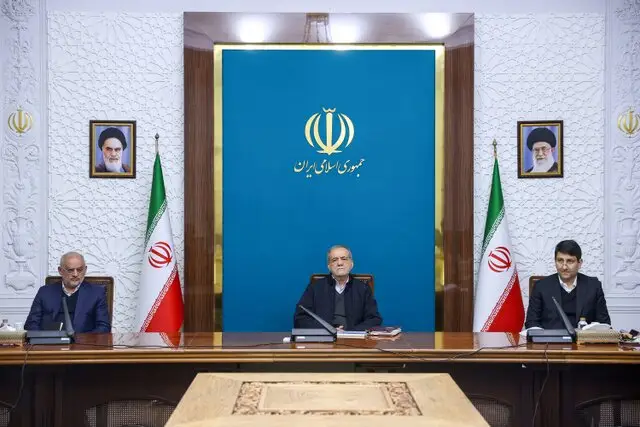 پزشکیان هشدار داد: دولت الکترونیک باید در برابر حملات سایبری مقاوم باشد!