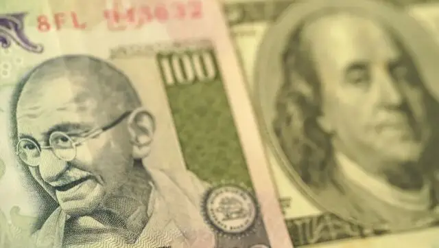 روپیه هند باز هم سقوط کرد؛ بداقبال‌ترین ارز آسیا در برابر دلار بی‌رقیب ماند!