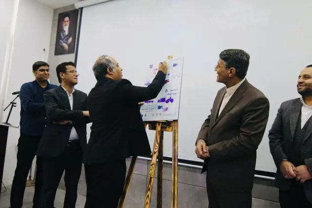 رونمایی از پوستر لیگ ملی «مای‌کد»؛ تلفیق شگفت‌انگیز برنامه‌نویسی و هوش مصنوعی برای اولین بار در جهان!