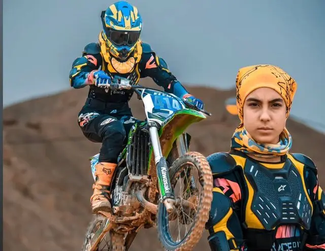 وضعیت حساس دختر موتورسوار پس از ۳۴ روز کما؛ آیا معجزه در راه است؟