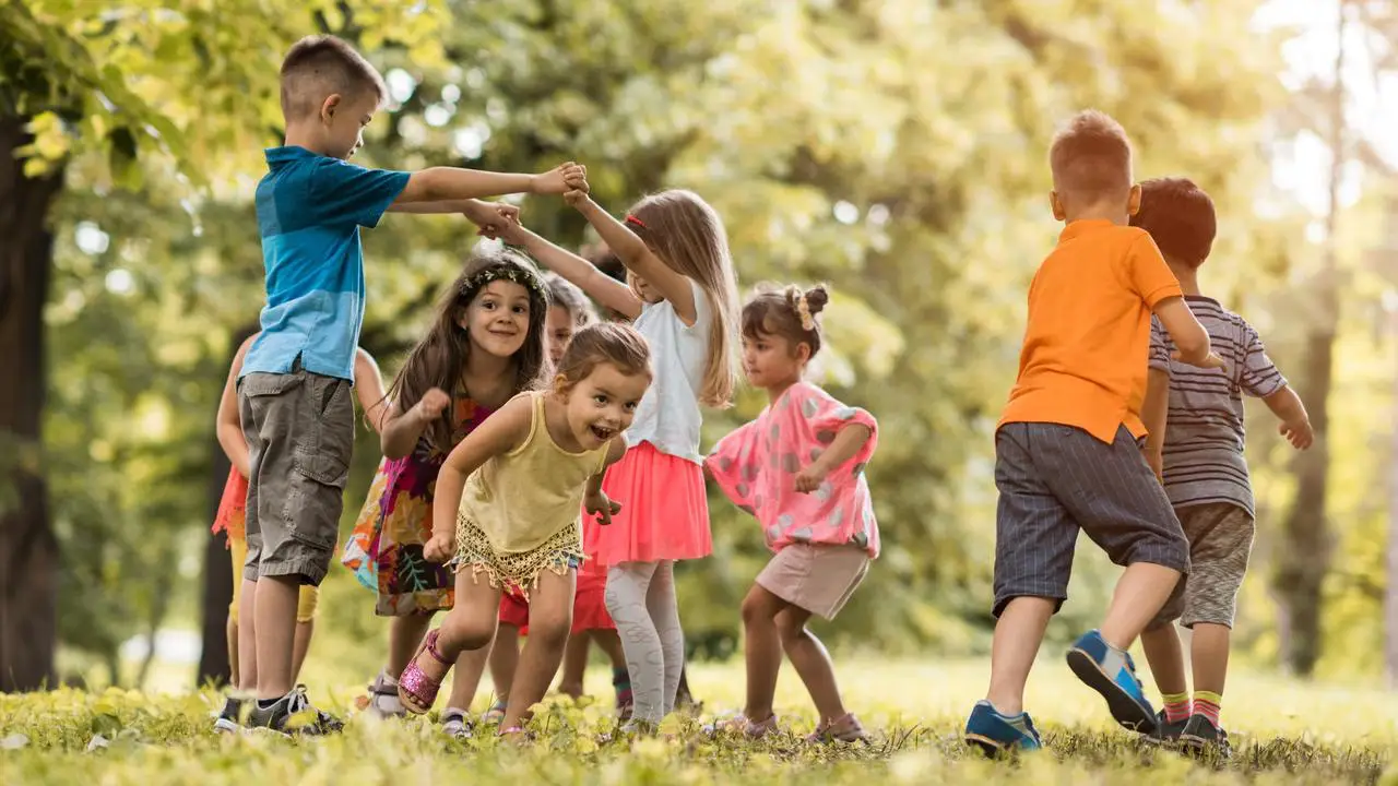 کشورهای برتر در شادی و امنیت کودکان کدامند؟