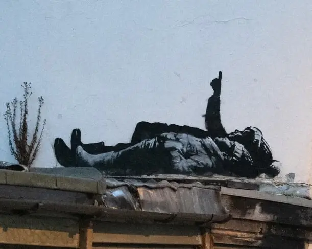 هدیه شگفت‌انگیز بنکسی به لندن؛ دو کودک و آسمان در یک نقاشی خیابانی بی‌نظیر