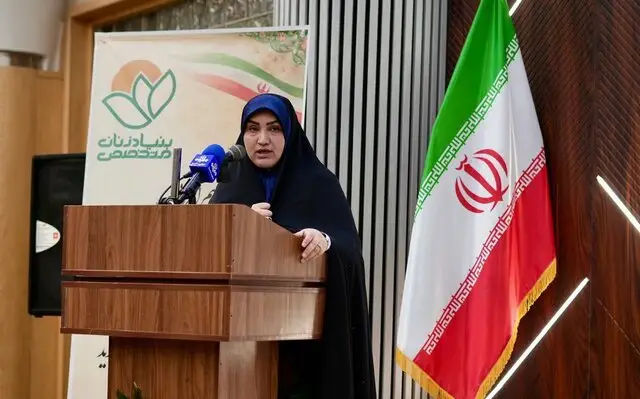 نماینده تهران: آیا وعده رهبری درباره نقش زنان در تصمیم‌سازی‌ها تحقق یافته؟