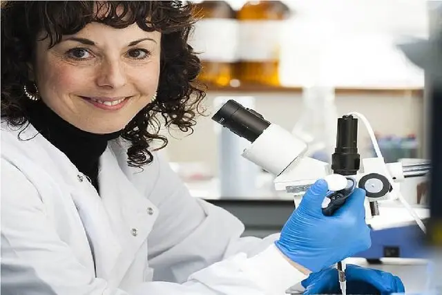 سارا تبریزی؛ دانشمند ایرانی که در فهرست ۱۰ چهره تاثیرگذار علمی ۲۰۲۵ درخشان شد