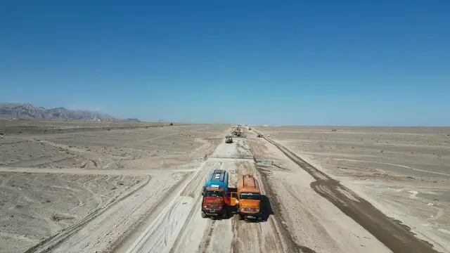 شتاب چشمگیر در تکمیل بزرگراه حیاتی زاهدان-بیرجند؛ کاهش تصادفات و رونق اقتصادی در راه است!