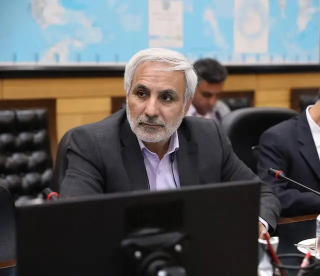 نماینده تبریز فریاد زد: چرا مازوت‌سوزی نیروگاه همچنان نفس مردم را می‌گیرد؟