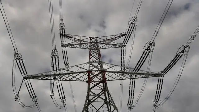 ظرفیت برق خورشیدی هرمزگان به ۴۰ مگاوات رسید؛ تحول بزرگ در انرژی پاک استان