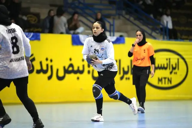 لیگ برتر هندبال زنان با بازگشت هیجان‌انگیز؛ صدرنشینی سنگ آهن پابرجا ماند، استقلال در شوک شکست!