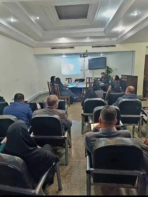 بحران مرجعیت استاد در میدان آموزشی فرهنگ و ارتباطات