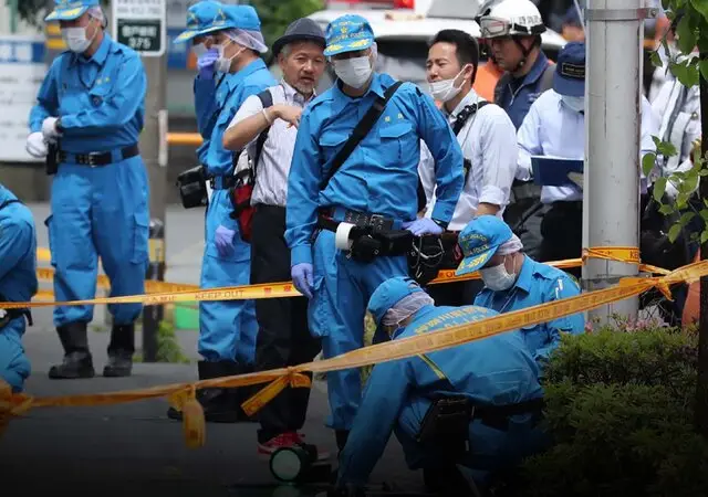۱۵ نفر زخمی در حمله مرموز با چاقو و مایع ناشناخته در کارخانه ژاپن!