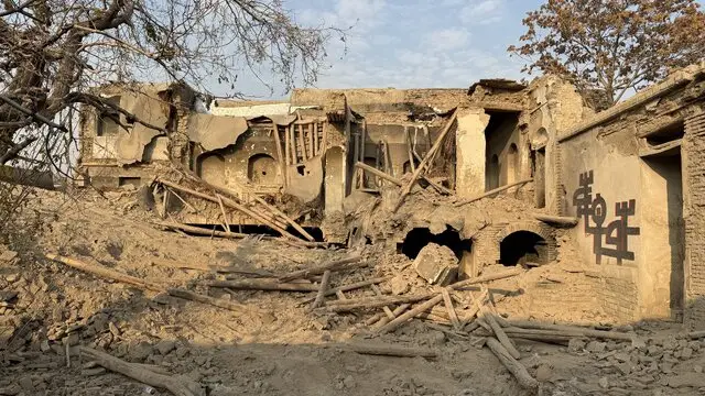 خانه‌ای که تخریبش را هیچ‌کس مسئول نشد؛ تصاویر تکان‌دهنده از ویرانه‌ای در قلب تهران