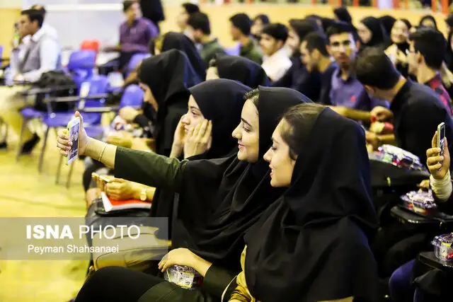 دانشجو محور اصلی فرهنگ دانشگاه است/ دانشگاه و جامعه بدون امید پیشرفت نمیکند