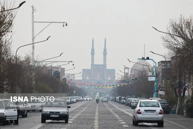 جو آسمان یزد ناپایدار می‌شود