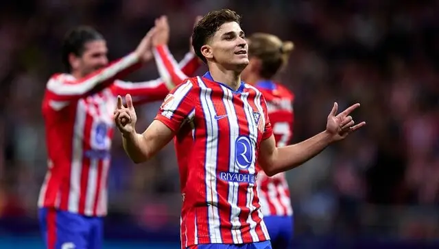 هواداران بارسلونا در انتخاب جانشین لواندوفسکی؛ آلوارز بالاتر از هالند؟